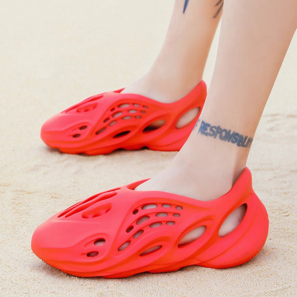 Kaaum Fashion 2020 Summer Holes Hollow Breathable Flip Flops Outdoor Beach Sandals